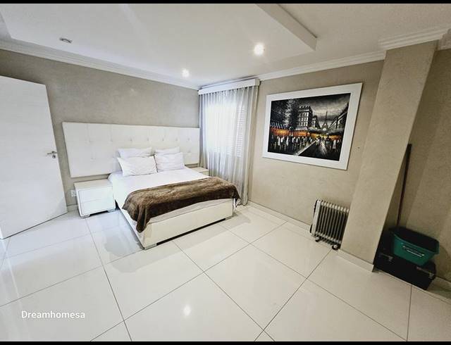 3 BEDROOM PROPERTY TO RENT IN SANDOWN